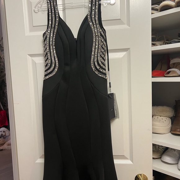 Romance Couture NWT size 6 evening gown in black with rhinestone detail. - Picture 7 of 7